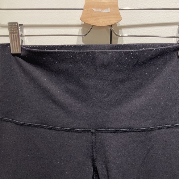 Lululemon Cropped Leggings - Picture 4 of 5
